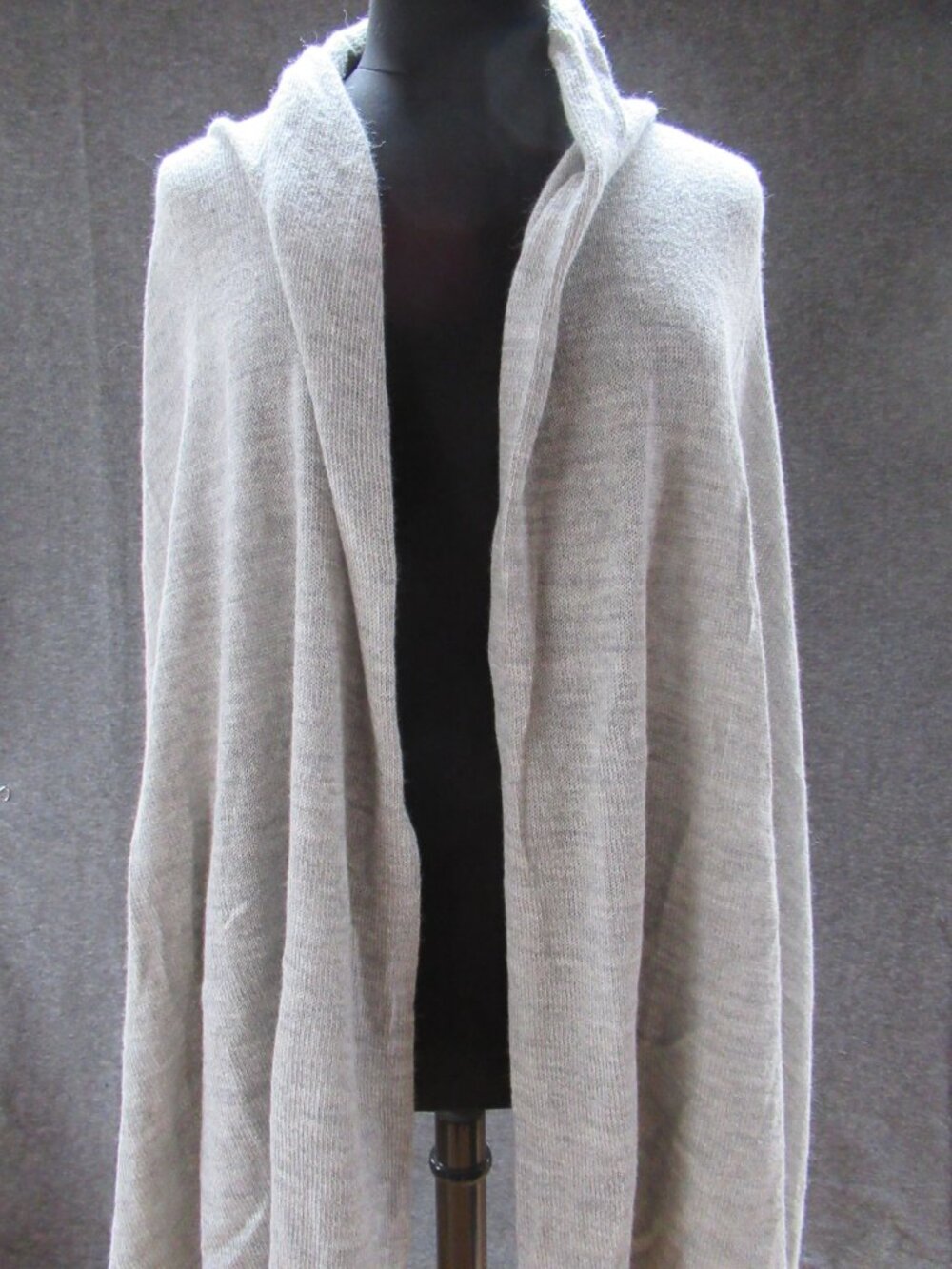 36x88 gray 100% alpaca wool knit shoulder wrap poncho super soft with pom poms